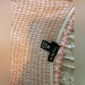 This is adorable on.